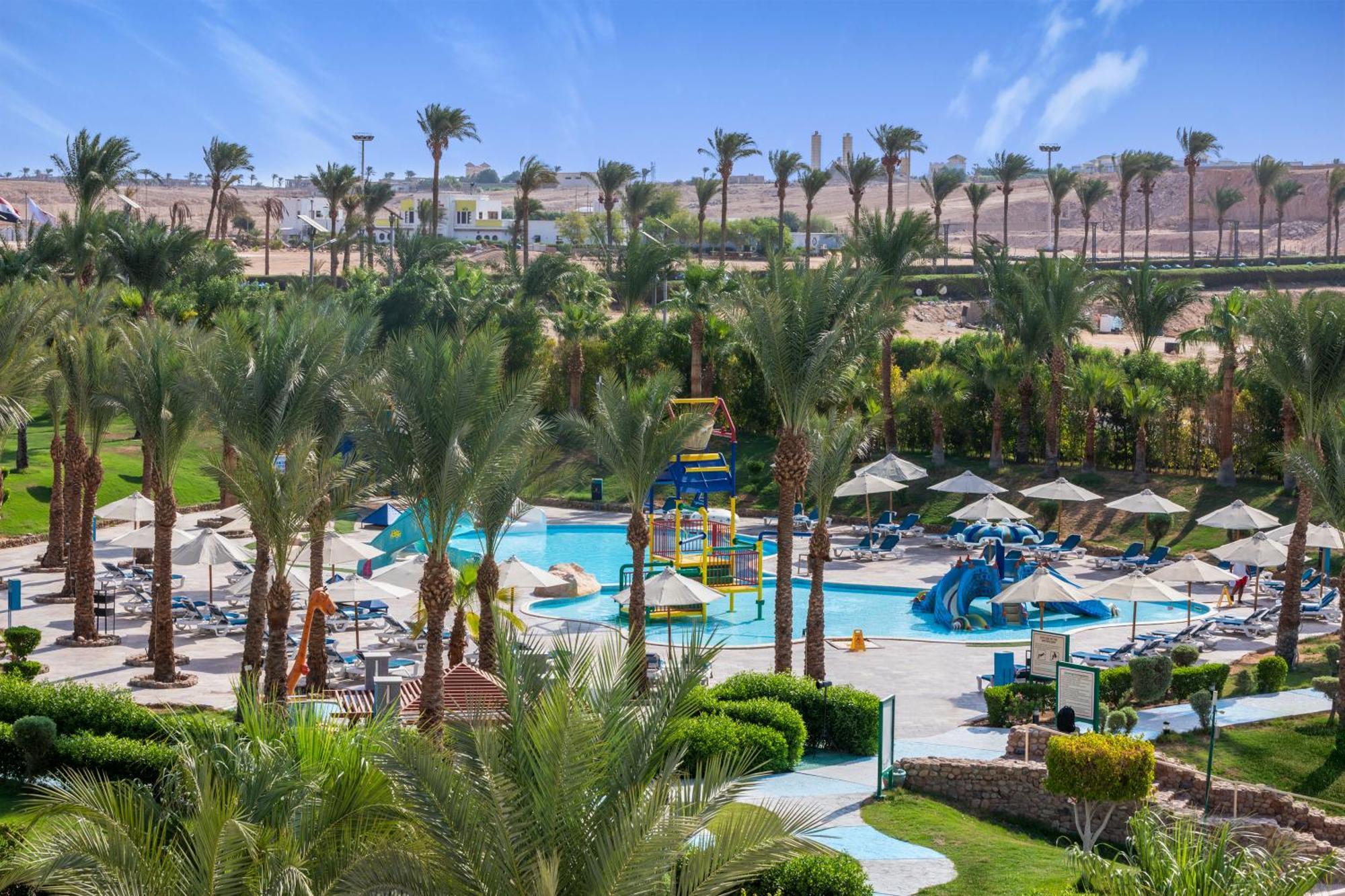 ホテル Xperience Kiroseiz Aquapark Premier-Naama Bay シャルム・エル・シェイク エクステリア 写真 Hilton Luxor Resort