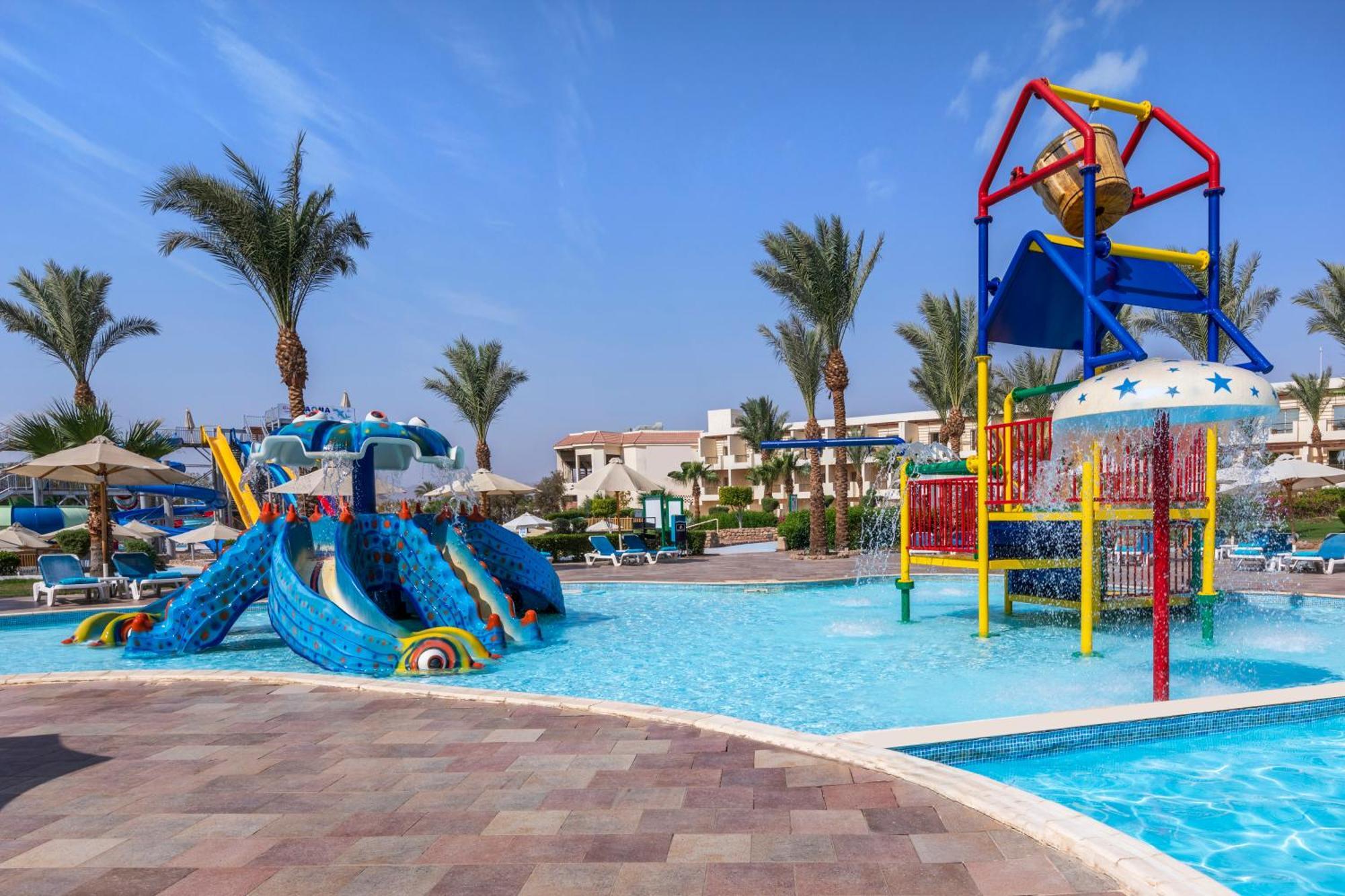 ホテル Xperience Kiroseiz Aquapark Premier-Naama Bay シャルム・エル・シェイク エクステリア 写真 Aqua Park at the Hilton Hurghada